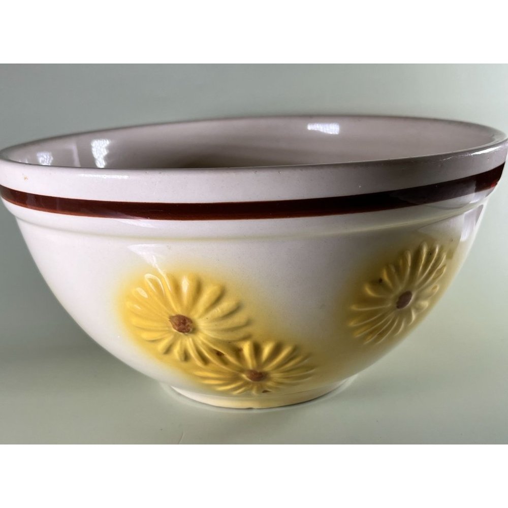 Vintage Large  HULL #40-9 Mixing Bowl w/Daisys, MCM, Rare